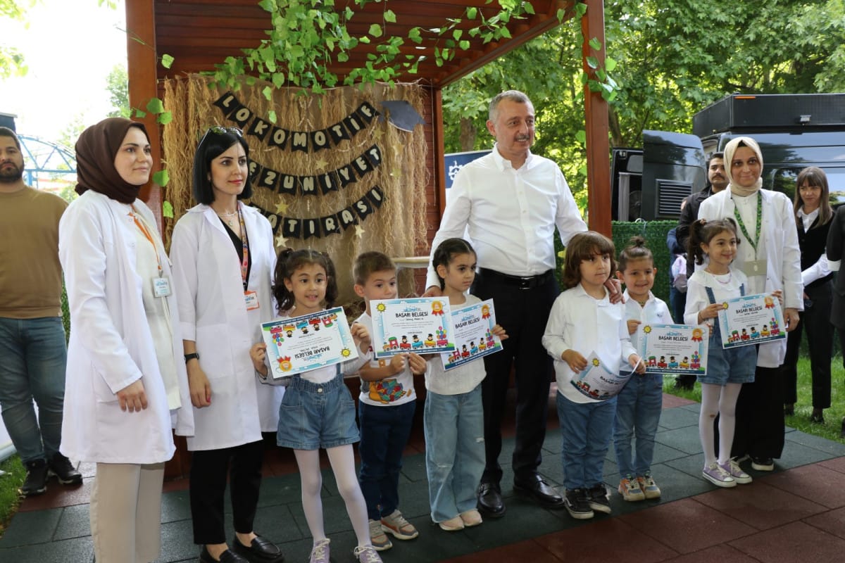 Lokomotif Çocuk Köyü ilk mezunlarını verdi