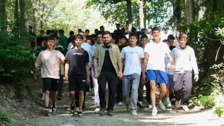 Kılavuz Gençlik’ten motivasyon kampı – Kocaeli Büyükşehir Belediyesi