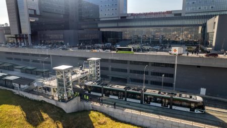 Şehir Hastanesi tramvay hattı rekor kırdı