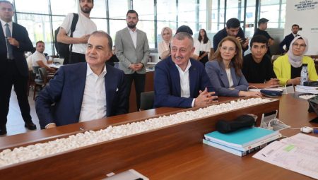 Ömer Çelik, Taze’ye gitti Milli İrade’yi çok beğendi
