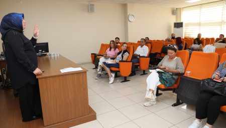 KO-MEK’le etkili sosyal medya kullanımını öğrendiler
