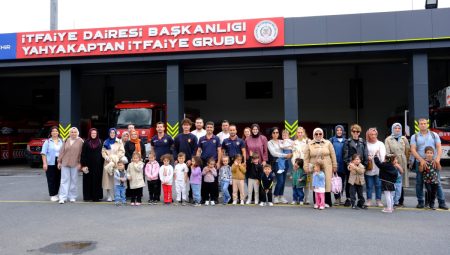 Lokomotifin miniklerinden itfaiye ziyareti – Kocaeli Büyükşehir Belediyesi