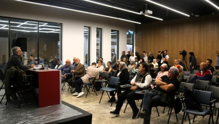 Yazar Ayçil’den okuyucularına “açık” tavsiye