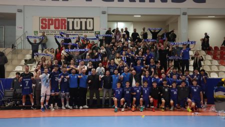 Kağıtspor’un olduğu her yerde başarı var