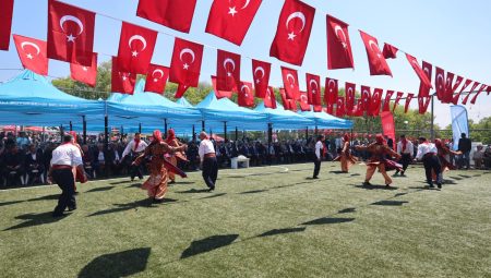 “Gelin tanış olalım, işi kolay kılalım”