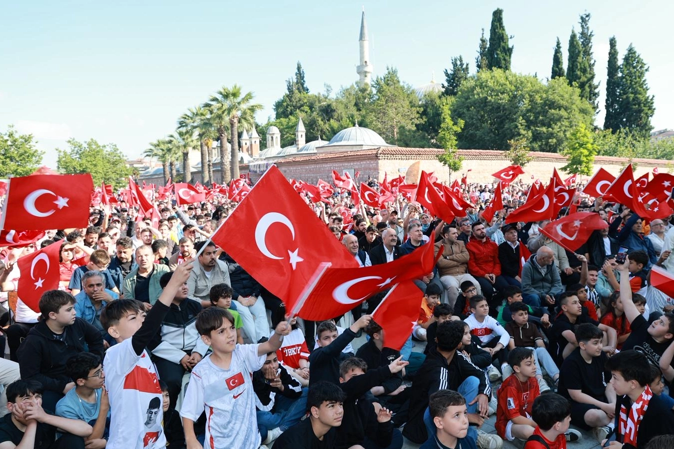 Gebze’de Dünya Kupası Heyecanı: Milli Maç Dev Ekranda İzlendi