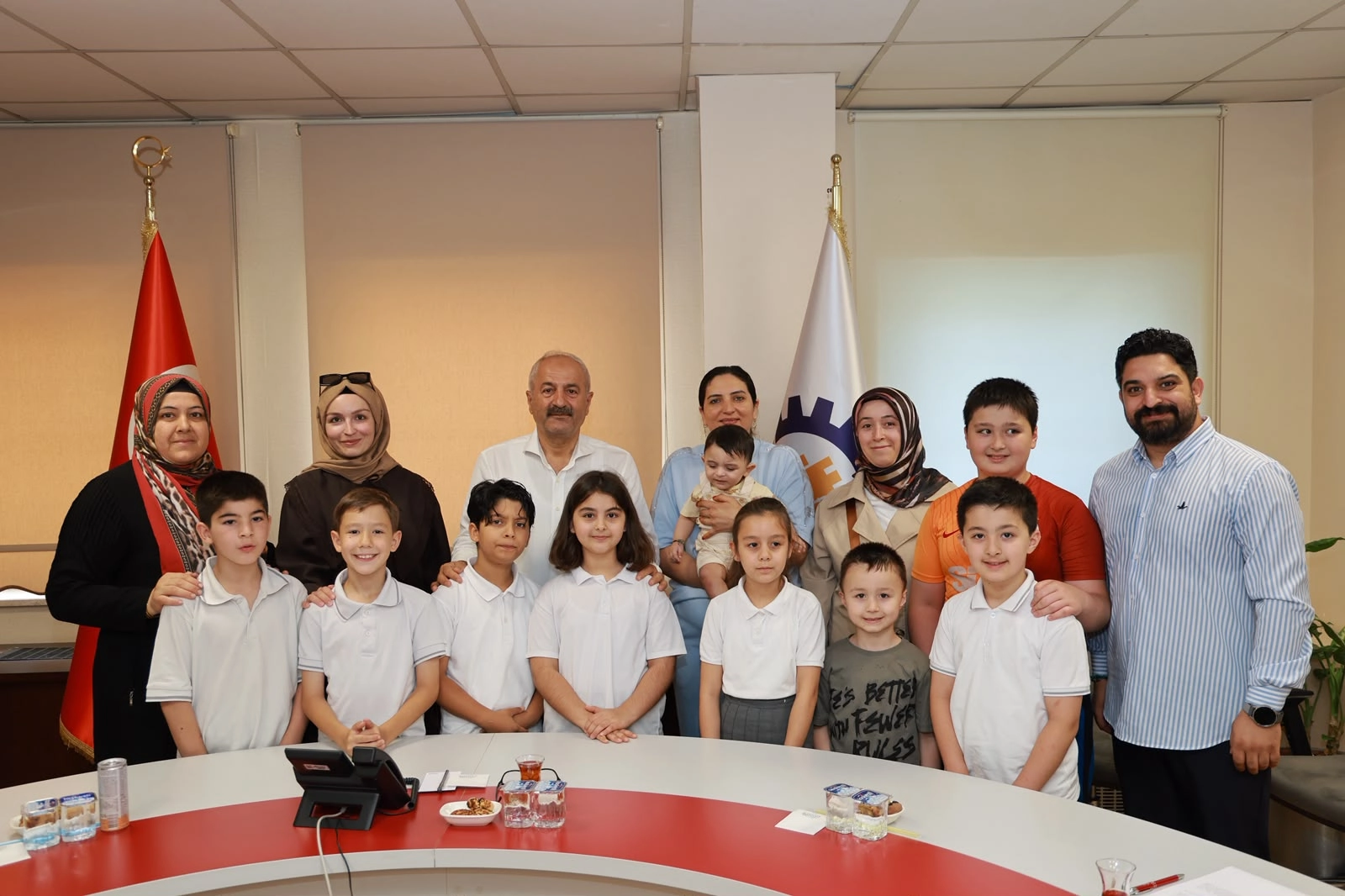 Gebze’de İlkokul Öğrencilerinden Belediyeye “Yerel Yönetimler” Ziyareti