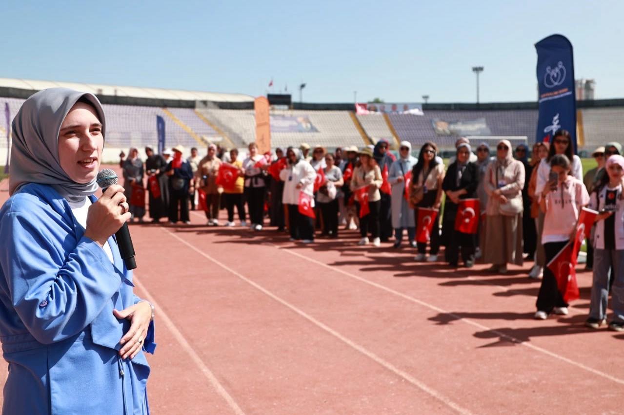 Gebze’de Kadınlar İçin ‘Adım At, Havan Değişsin’ Yürüyüş Etkinliği Düzenlendi
