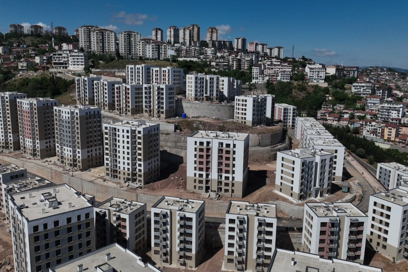 İzmit Cedit Mahallesi’nde 1097 Hak Sahibi Yeni Evlerine Kavuşuyor