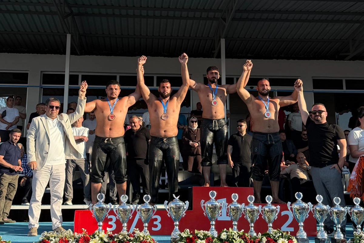 Kocaeli Kağıtsporlu Sporcular Uluslararası Turnuvalardan Madalyalarla Döndü