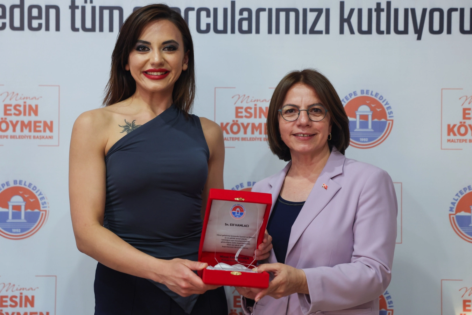 Maltepe Belediye Başkanı Köymen Başarılı Sporcuları Ödüllendirdi