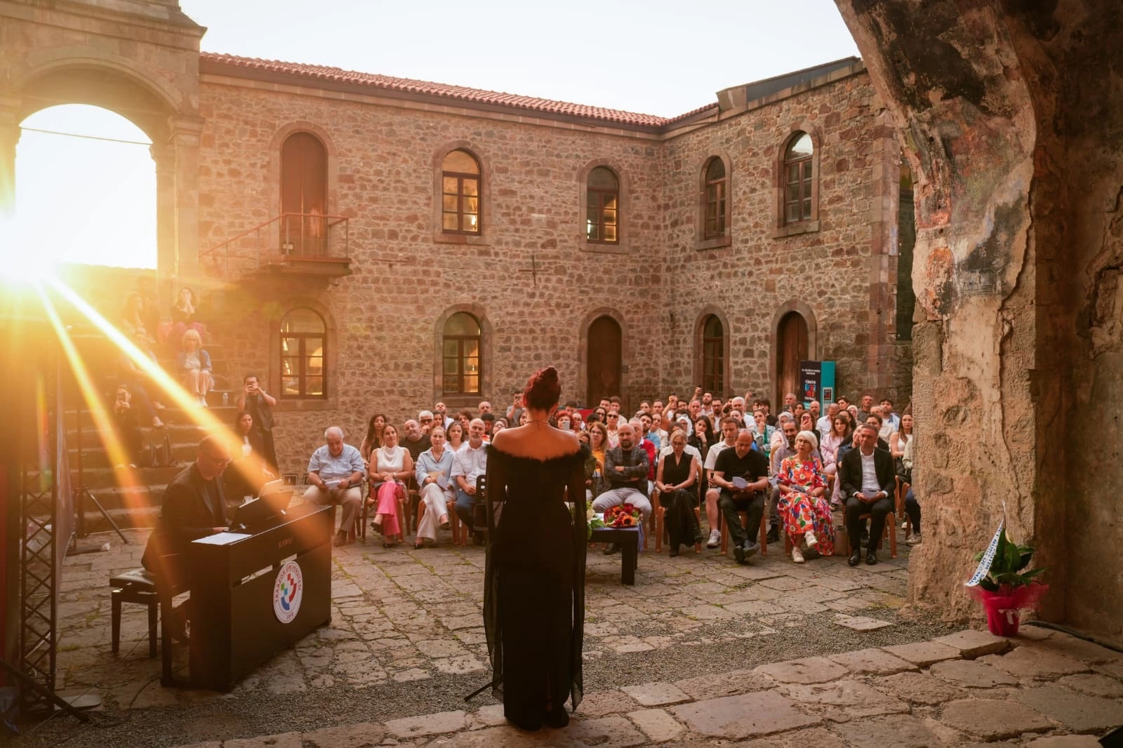 Trabzon Kızlar Manastırı’nda Düzenlenen Konserde Opera Aryaları Yankılandı